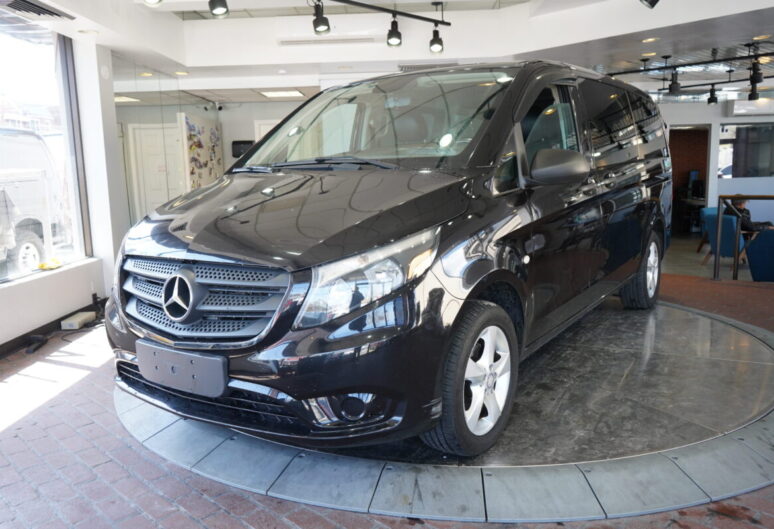2017 MERCEDES-BENZ METRIS PASSENGER VAN