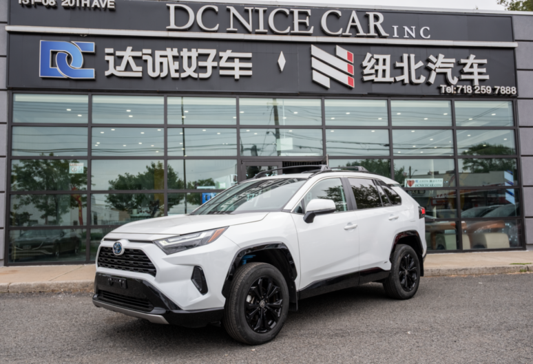 2023 TOYOTA RAV4 AWD HYBRID 4D SUV SE