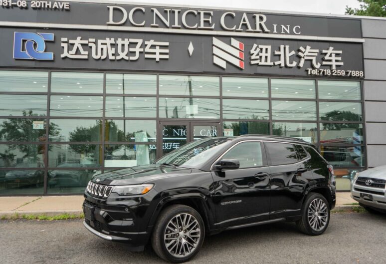 2023 JEEP COMPASS 4D SUV LIMITED