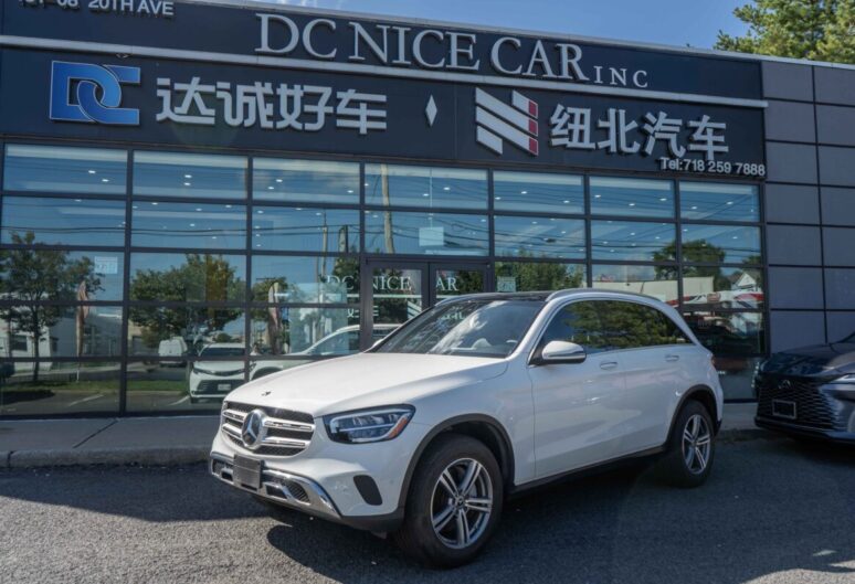 2021 Mercedes-Benz GLC 300 4MATIC