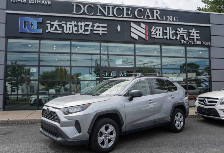 2020 Toyota RAV4 HYBRID LE