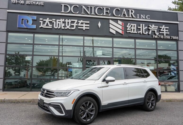2023 VOLKSWAGEN TIGUAN AWD 4D SUV SE