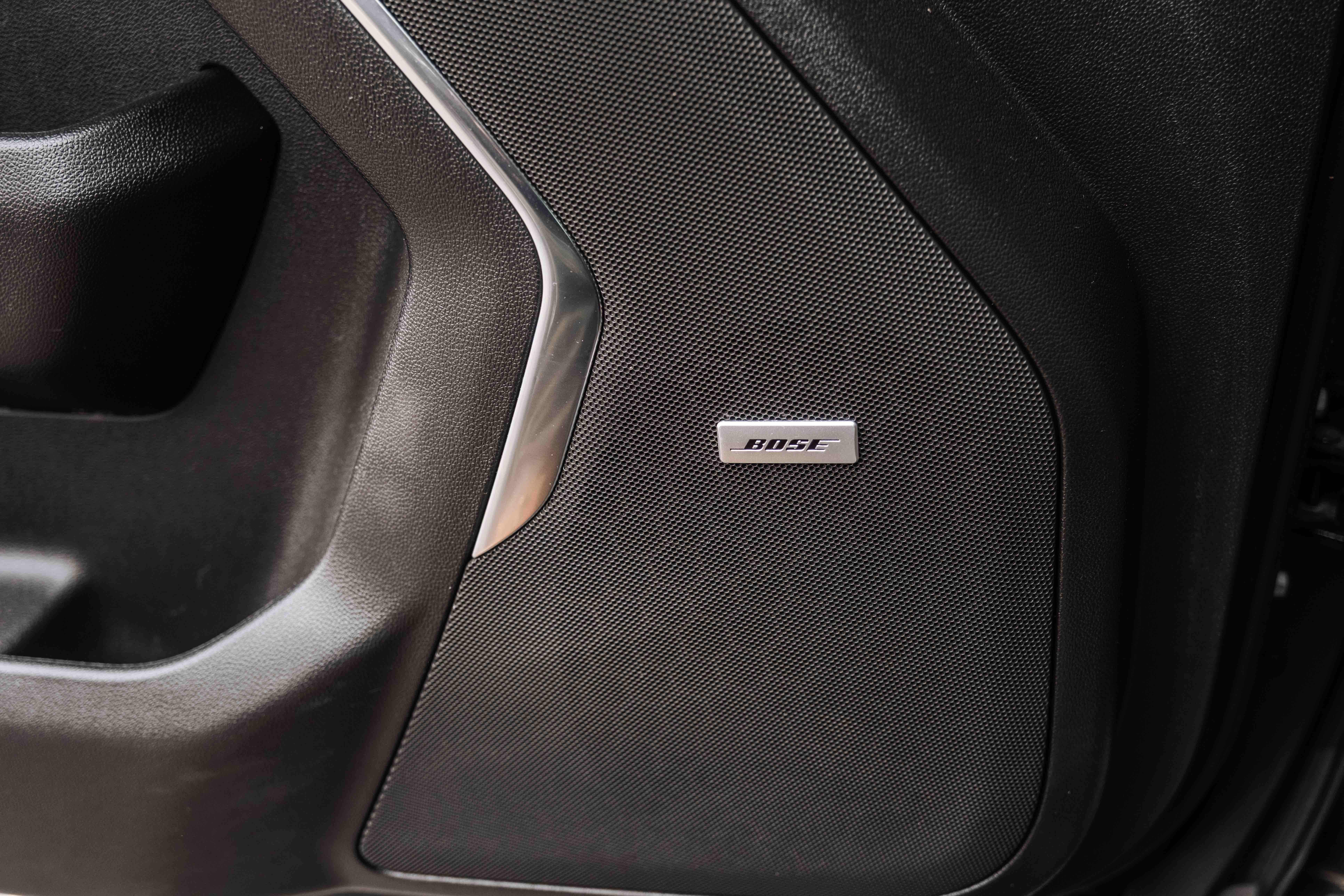 2023 Chevrolet Suburban Z71 - Photo 13