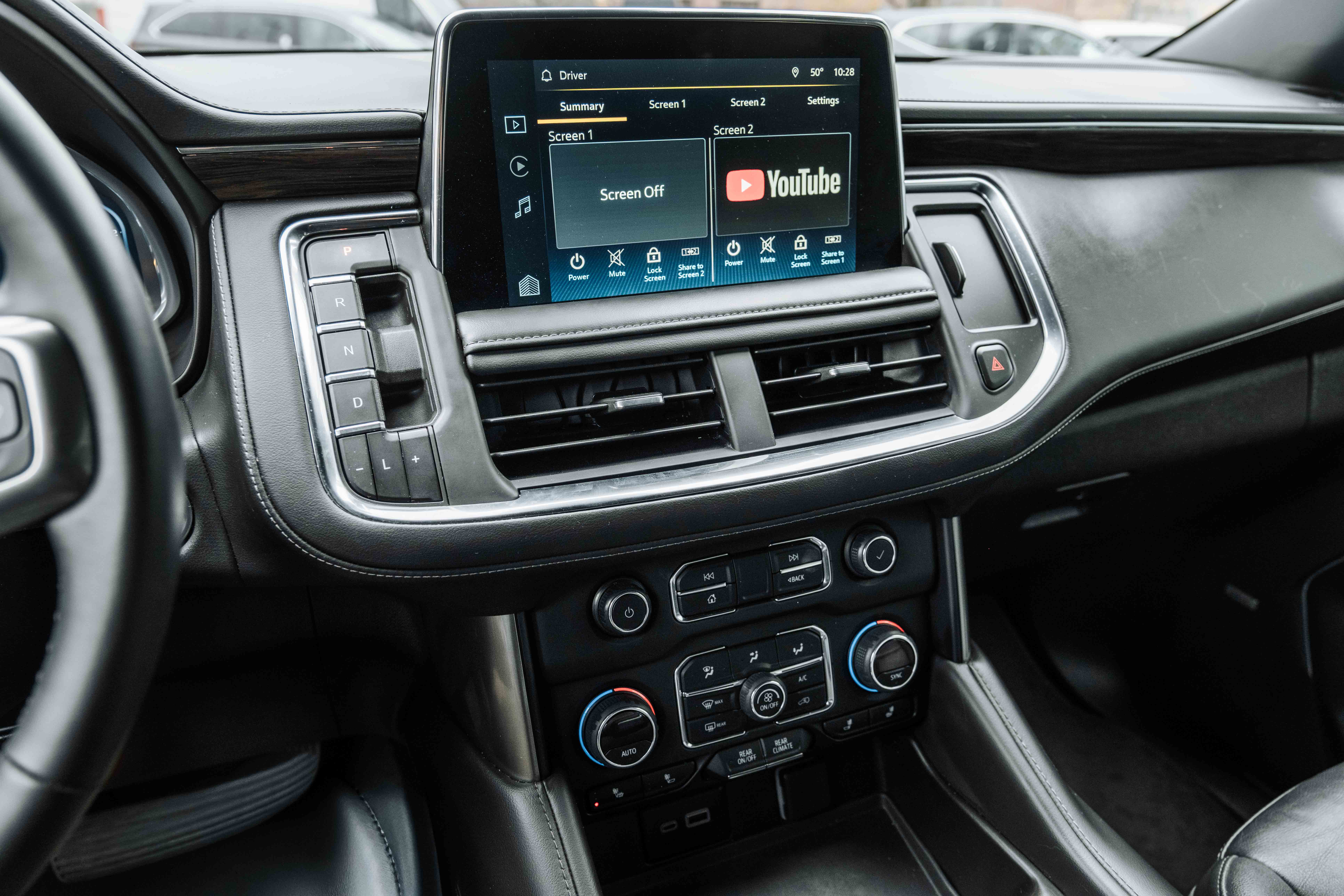 2023 Chevrolet Suburban Z71 - Photo 17