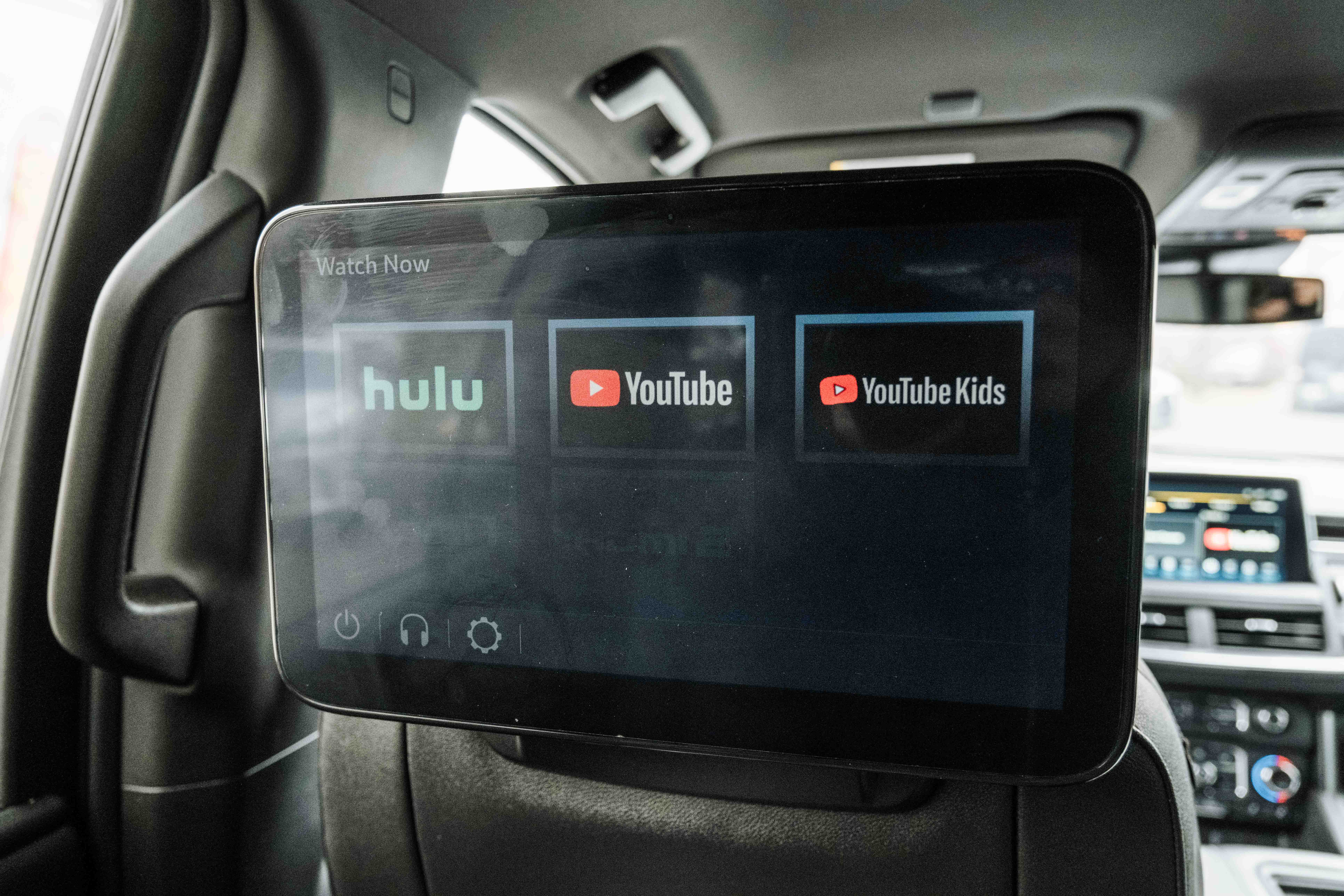 2023 Chevrolet Suburban Z71 - Photo 21
