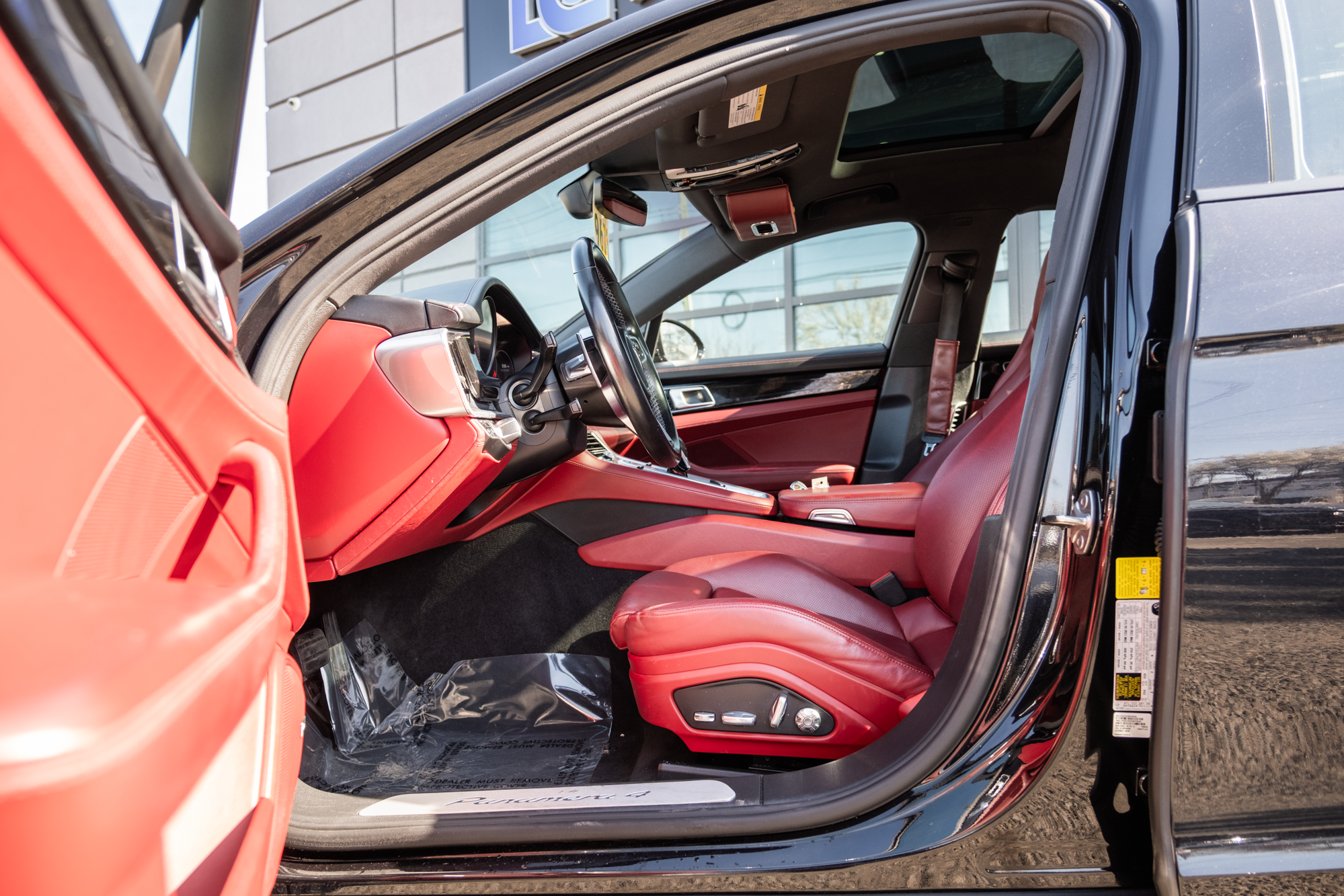 2018 Porsche Panamera Base