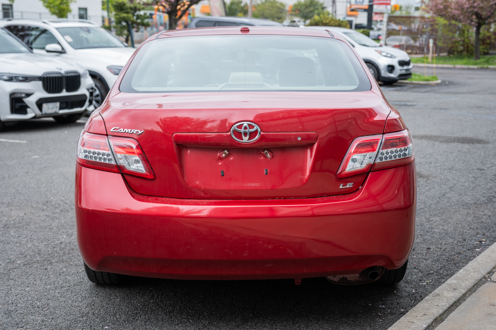 2011 Toyota Camry LE - Photo 14