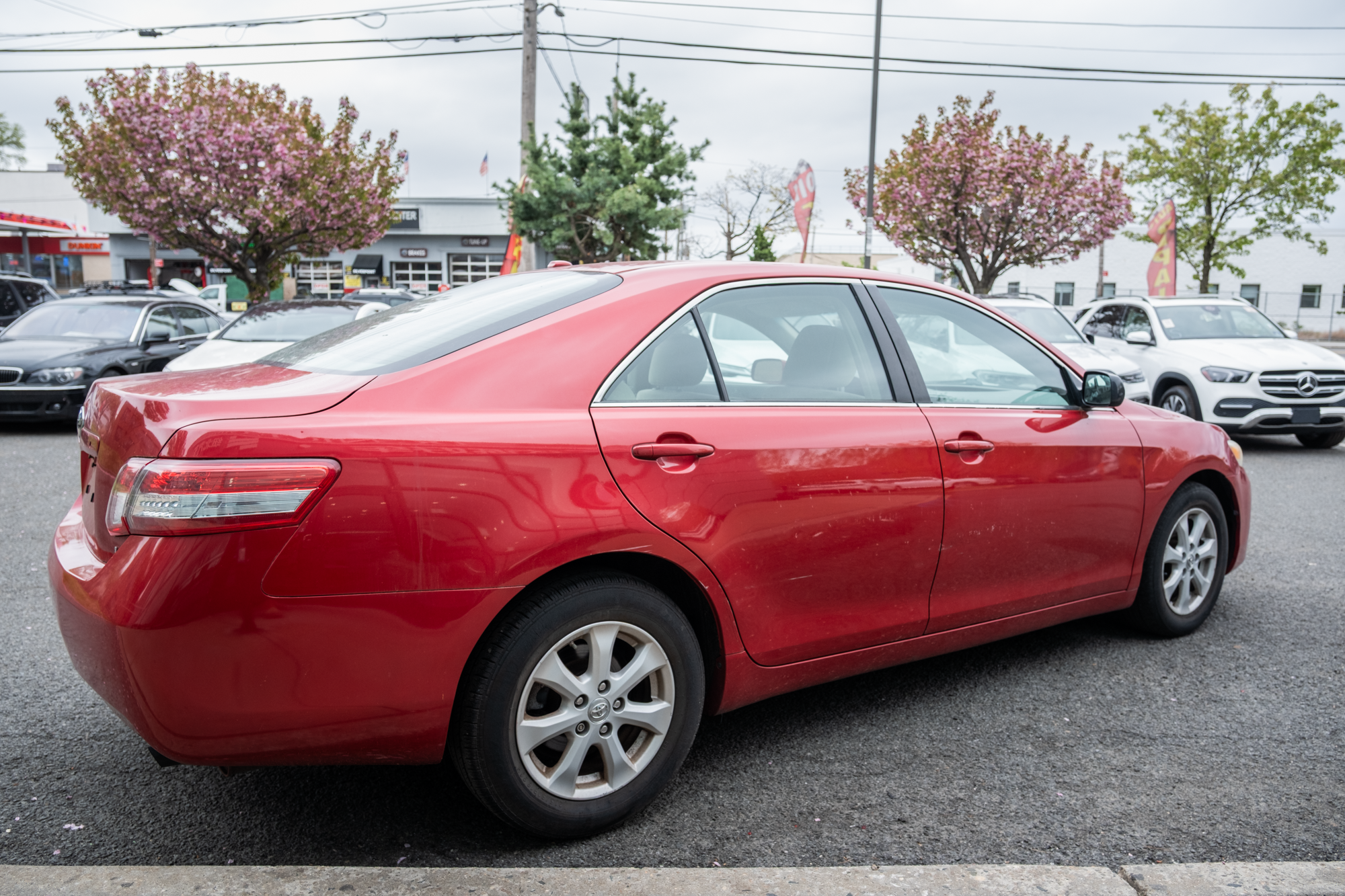 2011 Toyota Camry LE - Photo 15