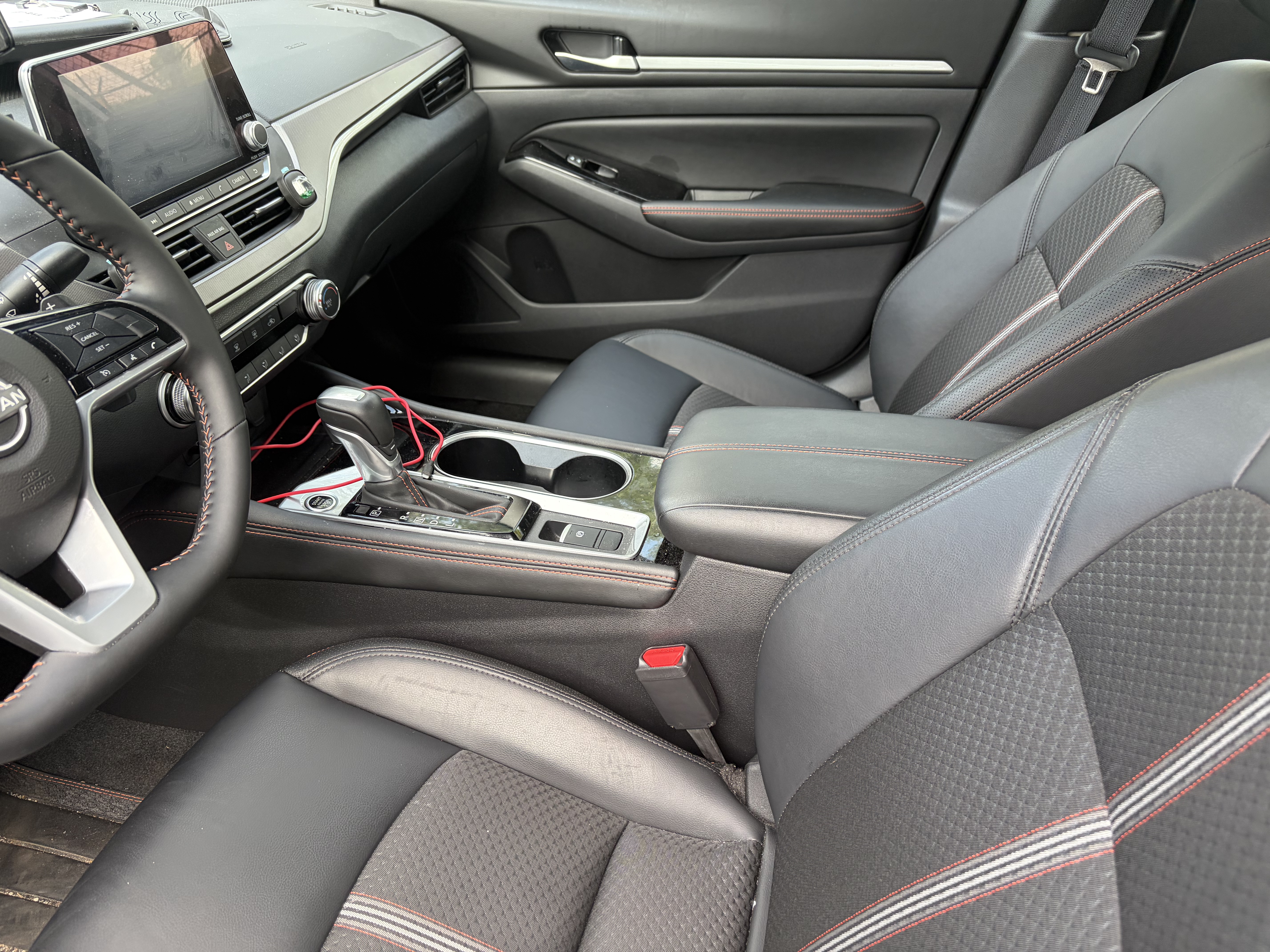 2025 Nissan Altima 2.5 SR AWD's photo