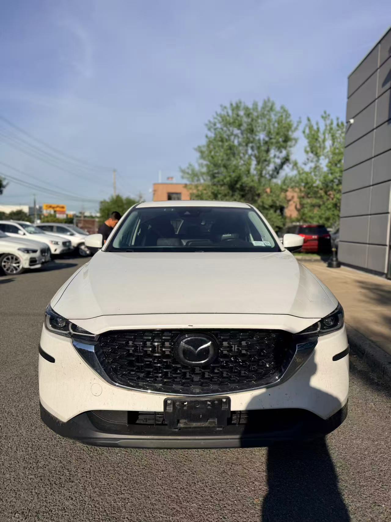 2023 Mazda CX-5 S Preferred package Auto AWD's photo