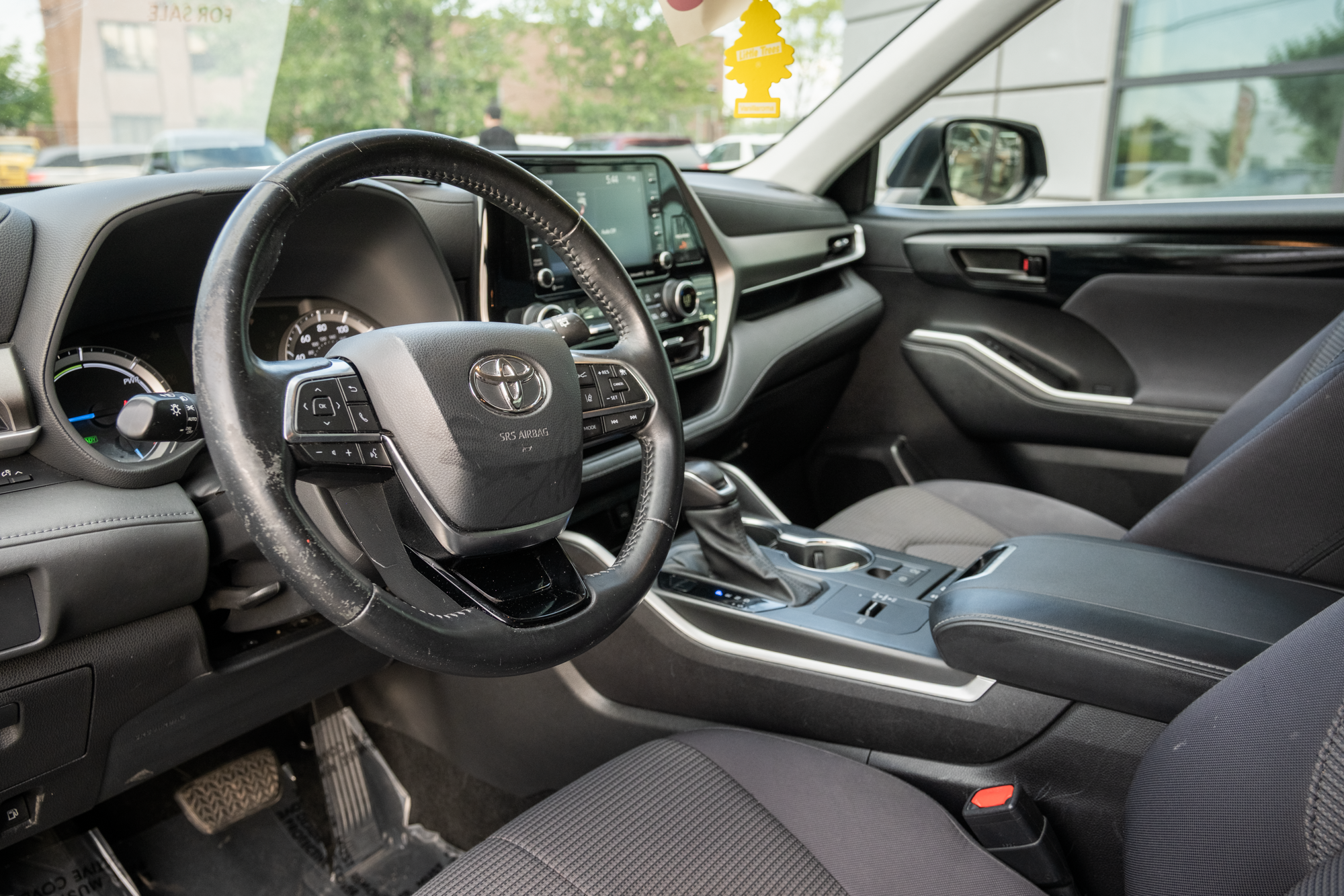 2021 Toyota Highlander LE